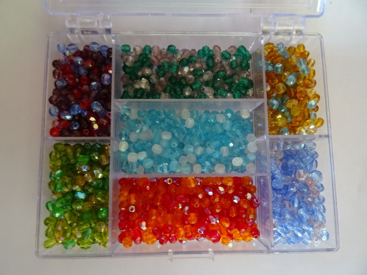 Beads box 1400 Facets mix multicolor