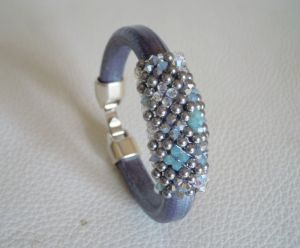 Bracelet en cuir épais Swarovski bleu