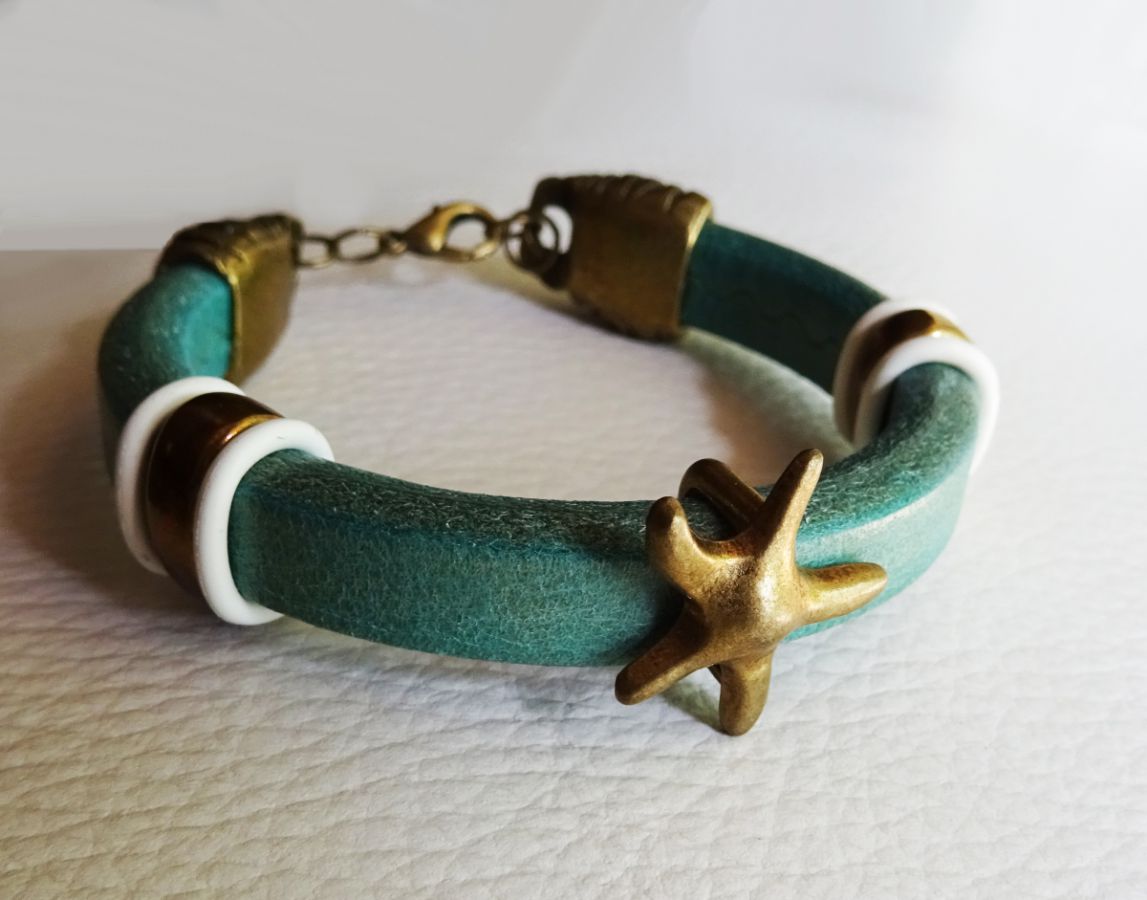 Leather bracelet Regaliz turquoise starfish