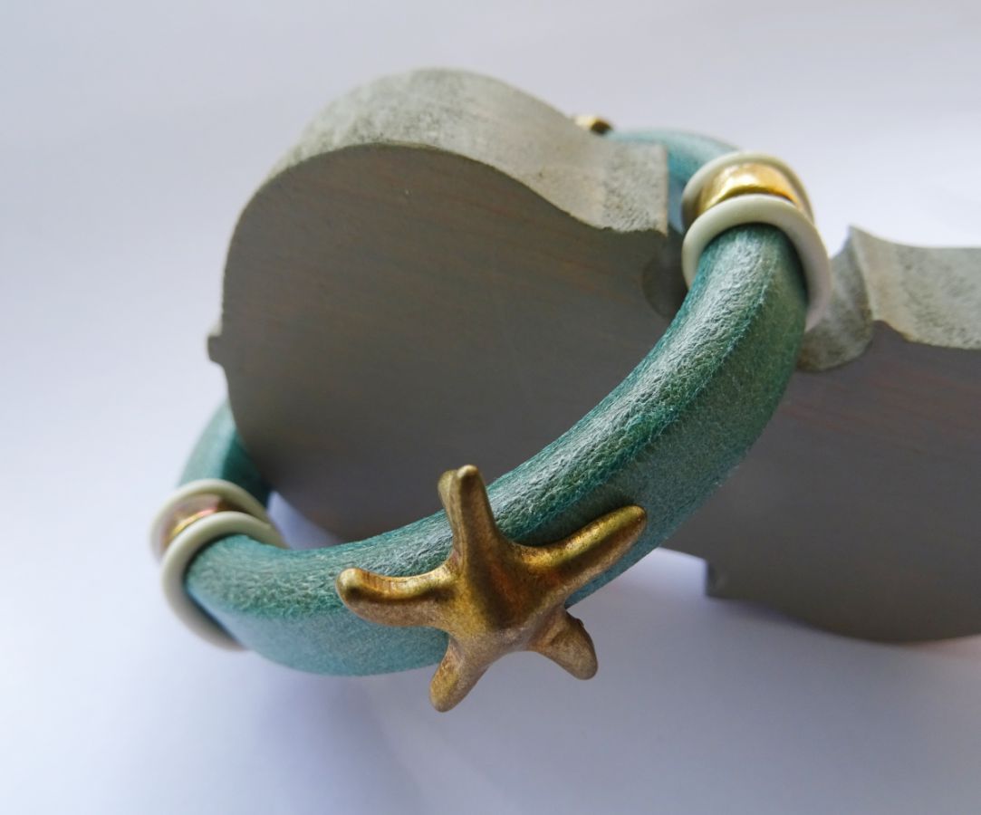 Leather bracelet Regaliz turquoise starfish