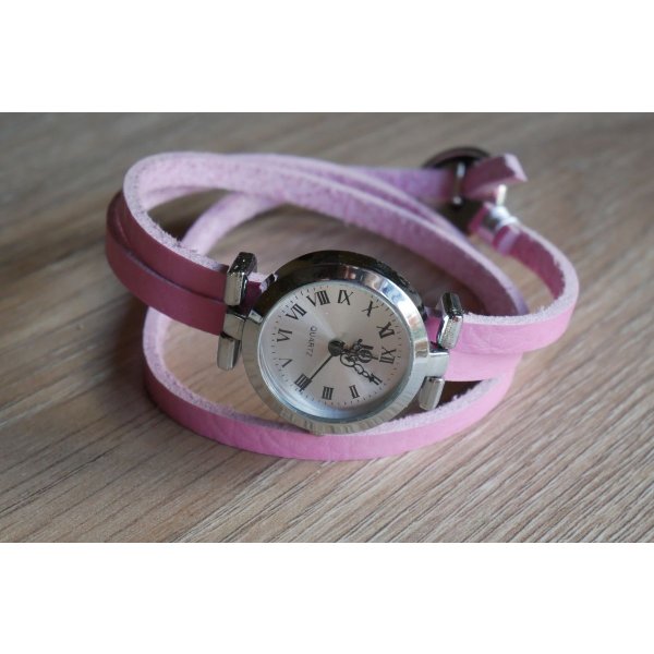 Pink leather bracelet triple turn