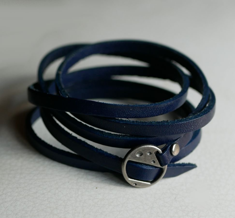 Leather bracelet 5 turns adjustable navy blue