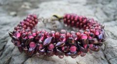 Magatama Wine Lies bracelet in kit