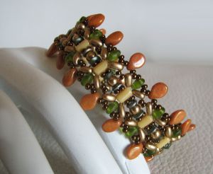 Bracelet Pip + médaillon Olivine et ocre en kit