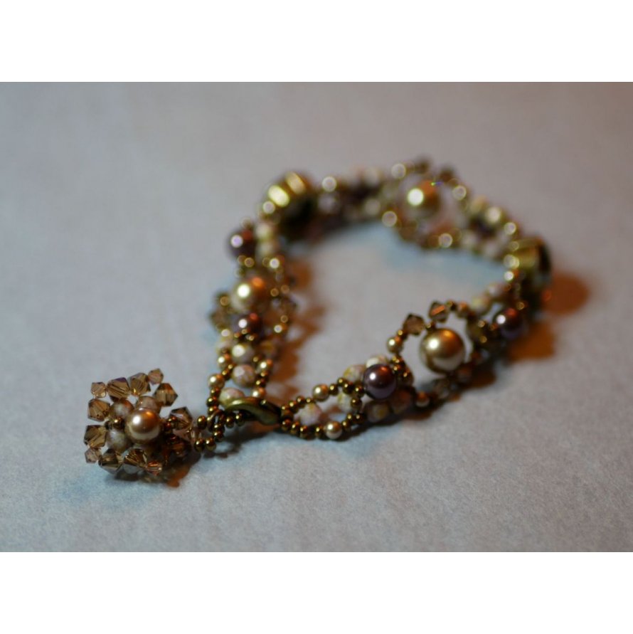 Cinnamon Triad Bracelet with Charm