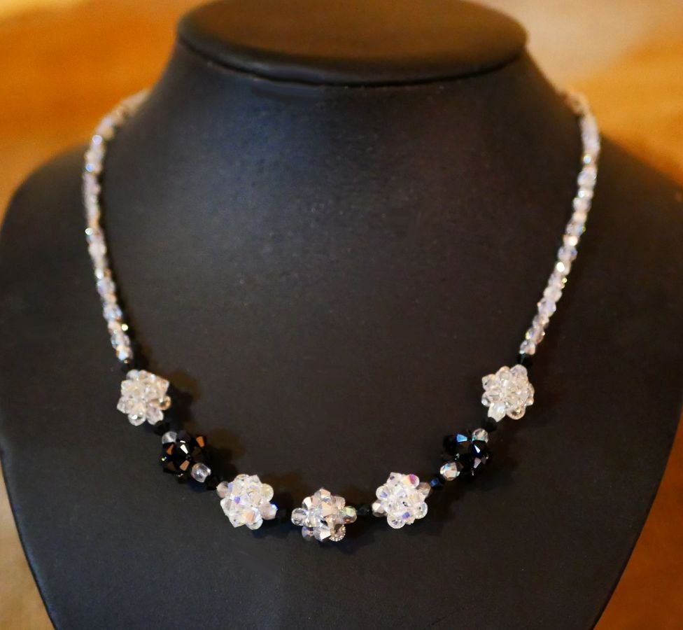 Black Silver Bead Necklace
