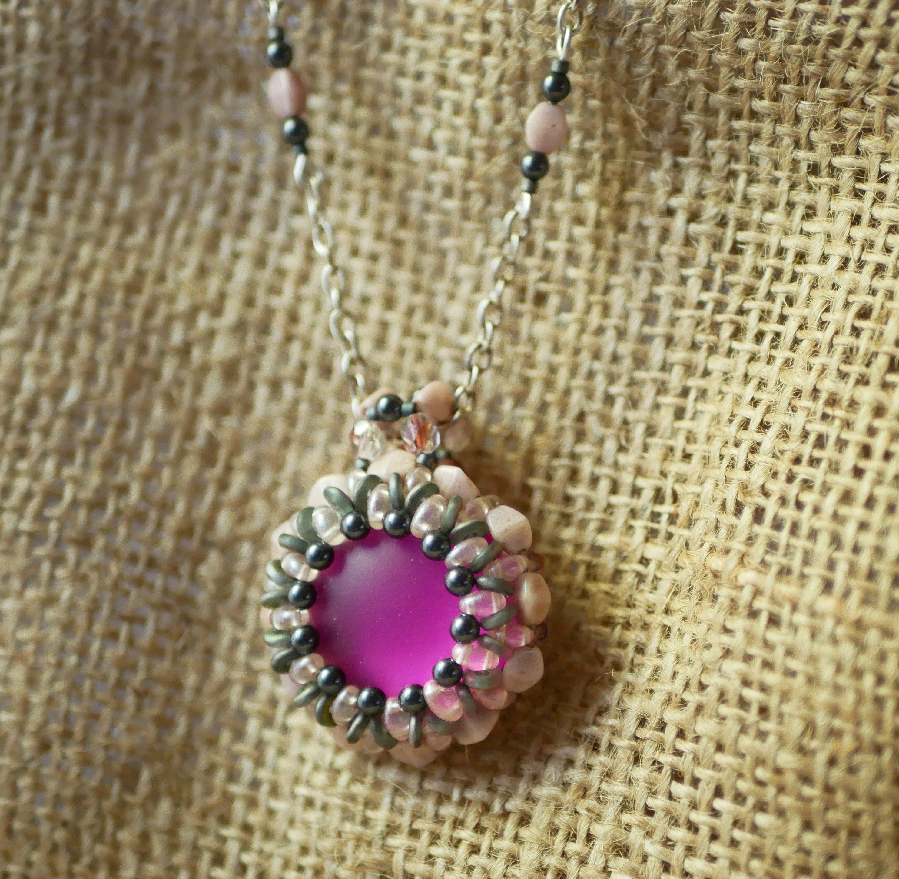 Queensland pink pendant necklace