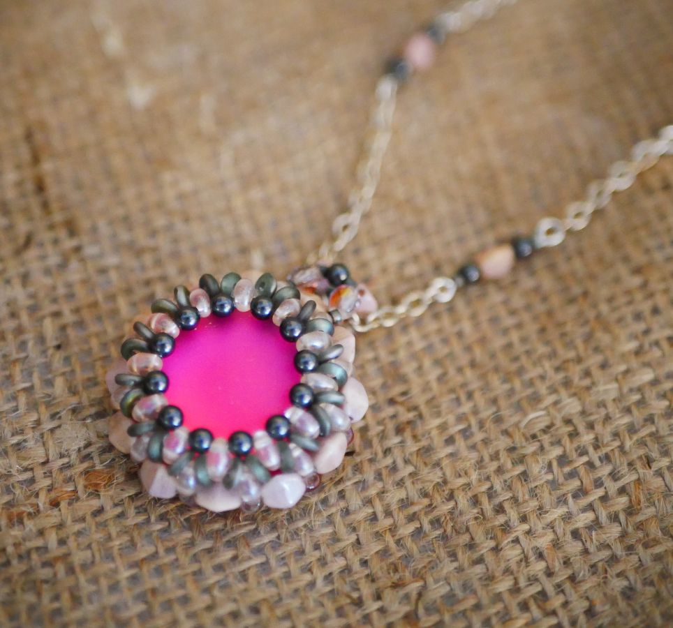 Queensland pink pendant necklace