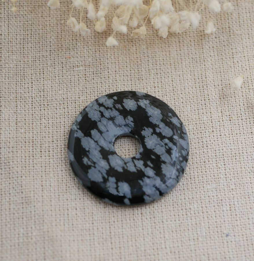 Obsidian stone donut Snowflake diameter 40 mm