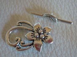 T clasp Hibiscus flower 30 mm silver plated