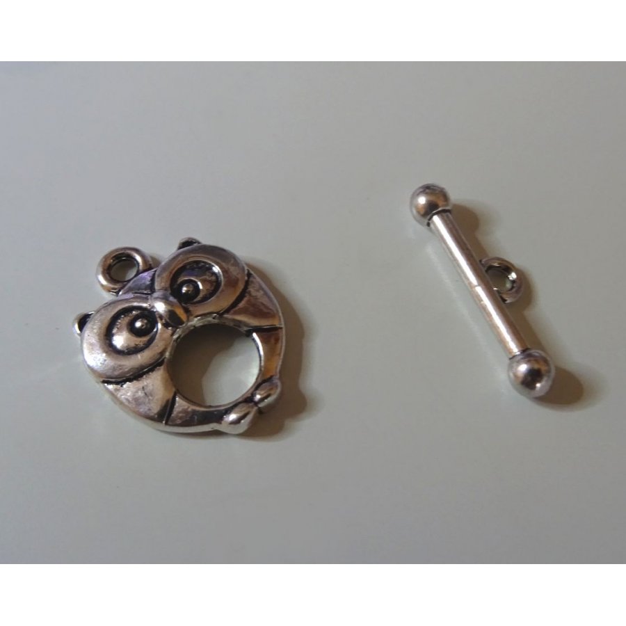 T-shaped clasp with antique silver owl