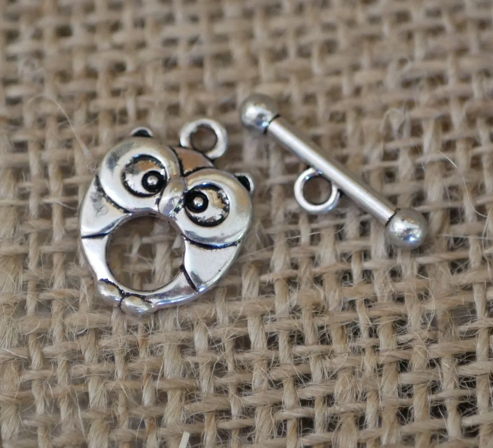 T-shaped clasp with antique silver owl