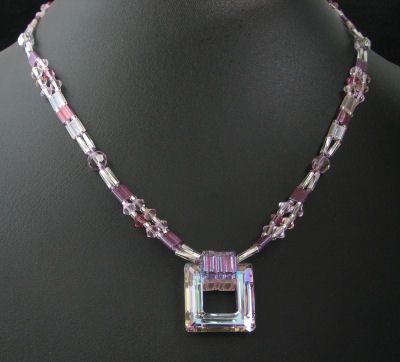 Instruction manual for Tila Square purple necklace