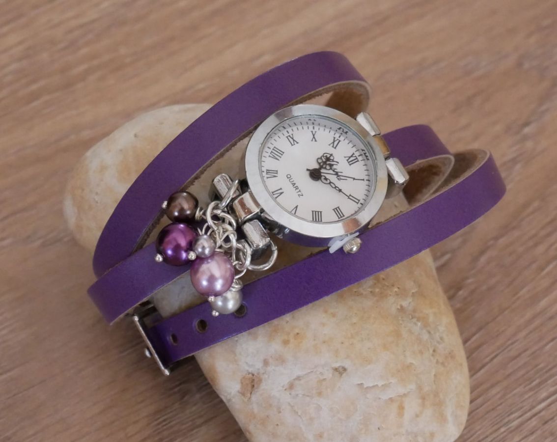 Montre cuir Violet cascade de perles nacr&eacute;es &agrave; personnalisation