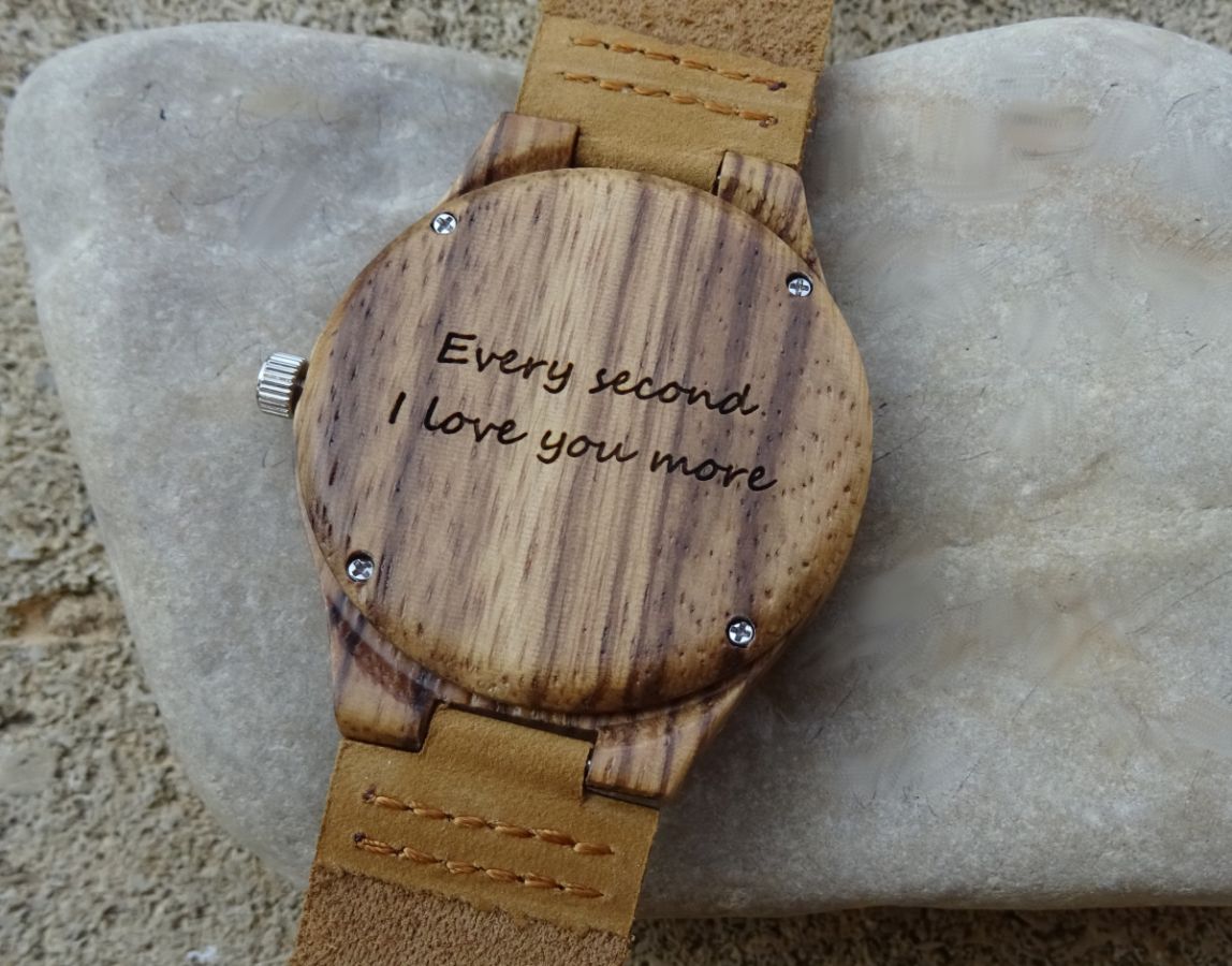 Montre homme bois vein&eacute; &agrave; graver sur bracelet cuir 