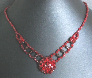 Notice of red agate necklace