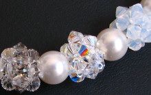 Instructions for Cristalia pearl necklace