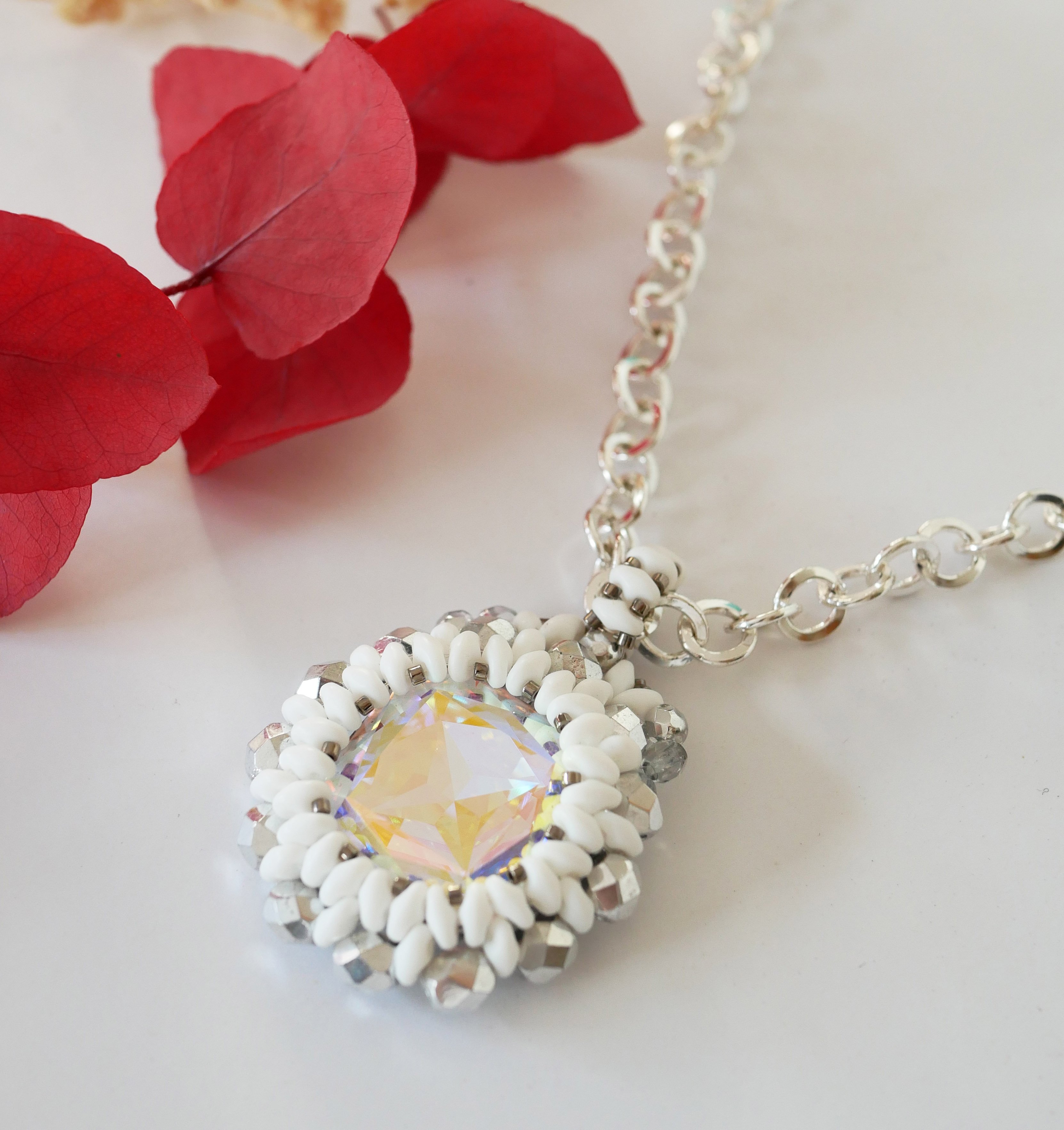 Super Duo white medallion pendant on chain