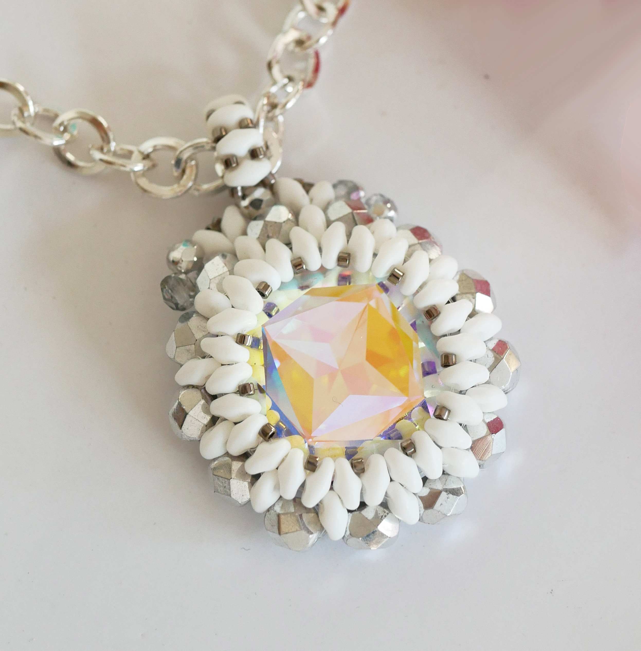 Super Duo white medallion pendant on chain
