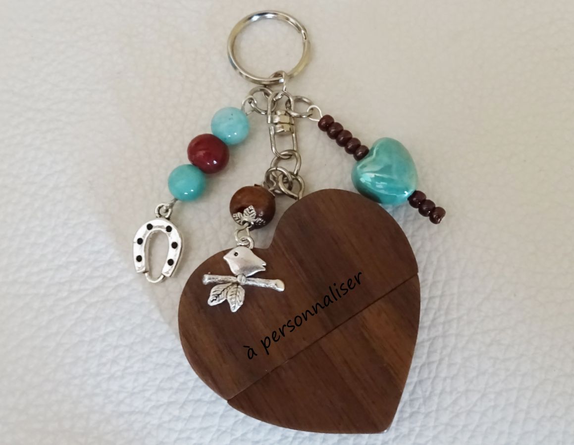 Heart keychain usb key to engrave turquoise beads