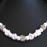 Instructions for Cristalia pearl necklace