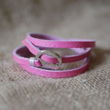 Fuchsia leather bracelet triple turn