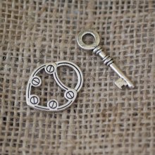 T clasp Lock and key 30 mm silver plated