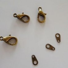 Set of antique bronze lobster clasps x3